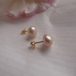 Pink Freshwater Pearls stud earrings in 18ct yellow gold, classic blush pink earrings solid gold, bridal jewelry, gift for her image 6