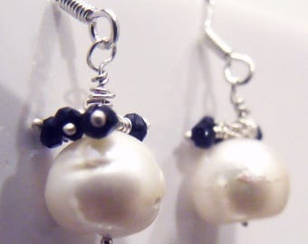 Pearls Earrings in sterling silver with cultured baroque freshwater pearls and black spinel gemstones - big white pearls, bridal earrings