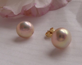 Pink Freshwater Pearls stud earrings in 18ct yellow gold, classic blush pink earrings solid gold, bridal jewelry, gift for her