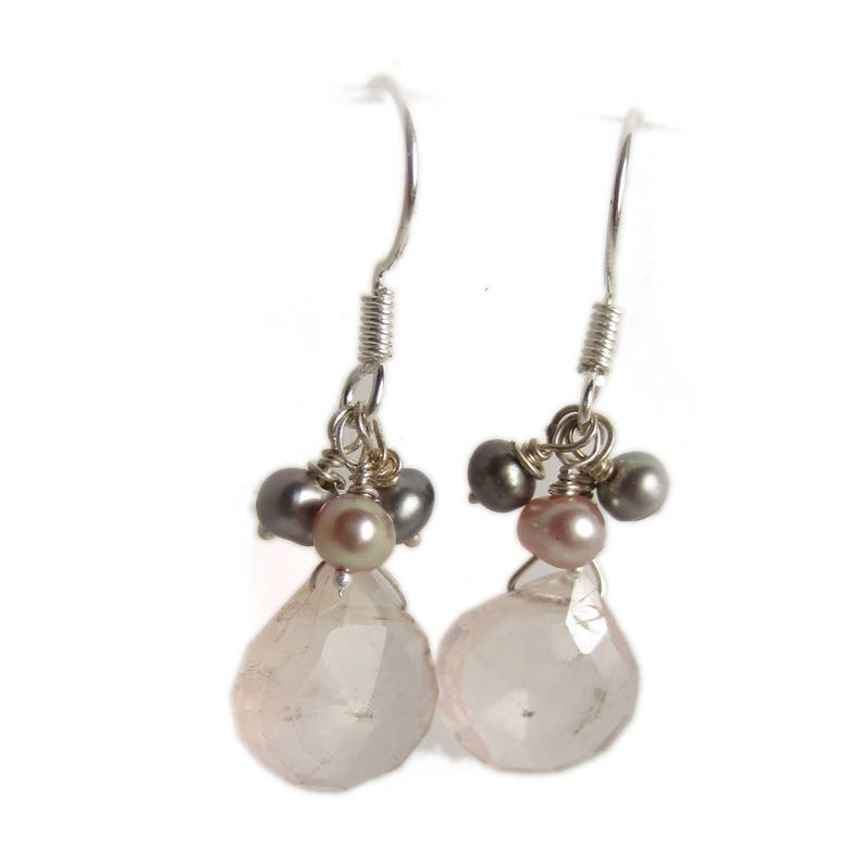 Boucles d'oreilles en argent avec quartz rose et perles de culture image 2