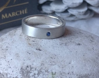 Sapphire solitaire wedding band, ring for men, brushed silver ring with blue sapphire gemstone, unisex jewelry,