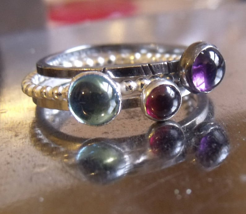 My temptation Surprise Set of 5 mini stacking rings in sterling silver with natural gemstones cabochons, stack of coloured rings image 6