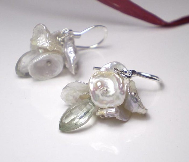 Bridal earrings with pearls and green amethyst