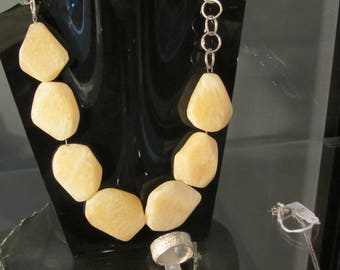 chunky gemstones statement necklace, Marigold pebbles Necklace with light yellow Calcite nuggets, rough stones sterling silver jewelry