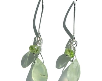 light green Prehnite drop earrings in sterling silver 925 with lime green peridot gemstone - silver prehnite dangle earrings, natural gems
