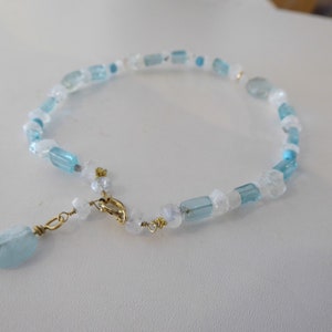 Blue Apatite bracelet in 18K yellow gold, elegant bridal jewelry, unique gift for her, March birthstone,gold anniversary image 4