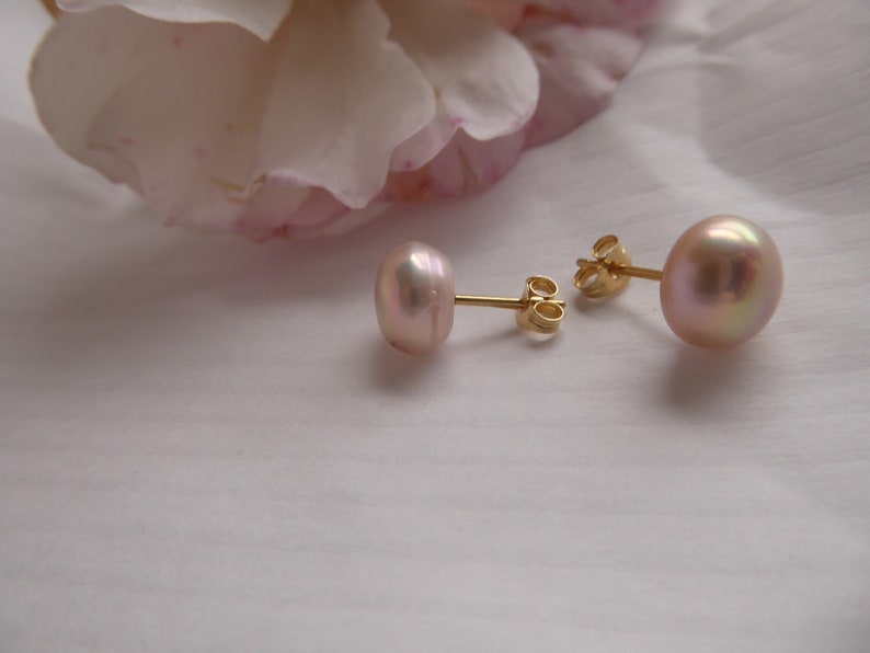 Pink Freshwater Pearls stud earrings in 18ct yellow gold, classic blush pink earrings solid gold, bridal jewelry, gift for her image 4