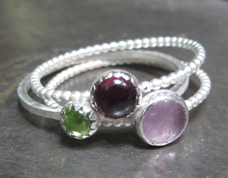 My temptation Surprise Set of 5 mini stacking rings in sterling silver with natural gemstones cabochons, stack of coloured rings image 3