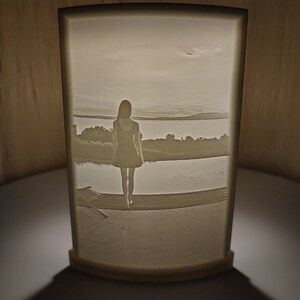 Personalisiertes Lichtbild, Lithophane mit LED Beleuchtung, einzigartiges Geschenk Bild 2