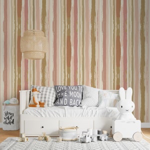 Carta da parati a righe verticali sfilacciata nei colori beige e rosa tenue, decalcomania da muro a righe color pastello stacca e incolla, strisce verticali rimovibili