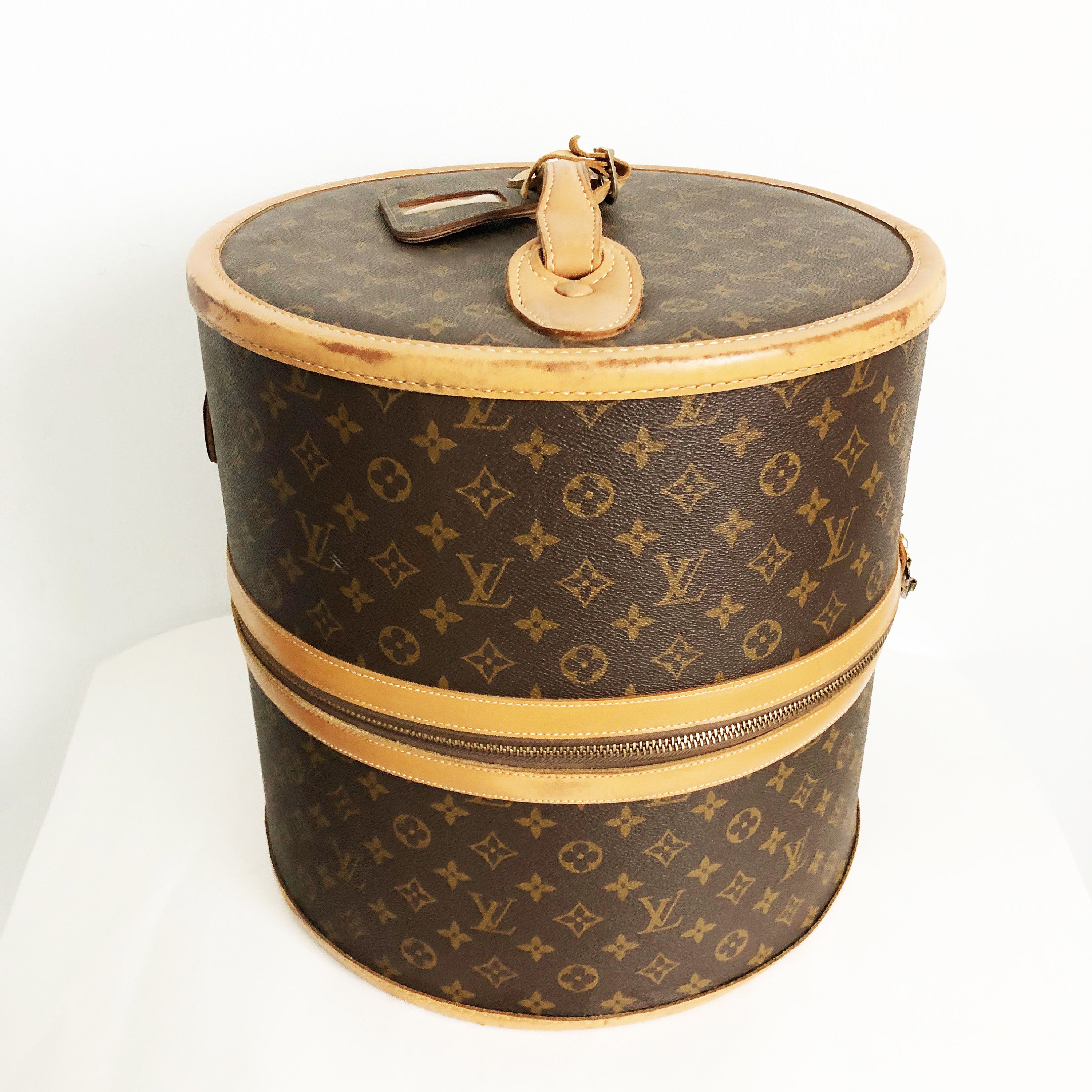 LOUIS VUITTON Vintage Hat Box