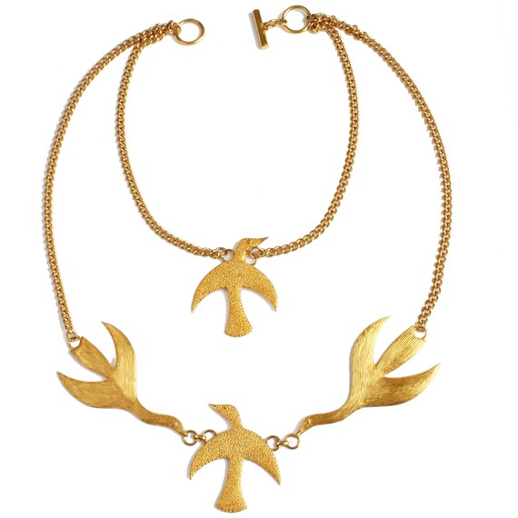 Ysl moon necklace deals