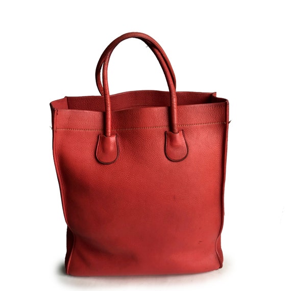 coach bag with red interior