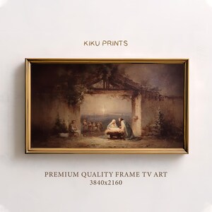Könnte beinhalten: Gerahmtes Gemälde, das eine religiöse Szene mit Figuren zeigt, die sich um eine Krippe versammeln. Das Kunstwerk verwendet warme Farbtöne, mit dem Text "KIKU PRINTS" oben und "PREMIUM QUALITY FRAME TV ART 3840x2160" unten.