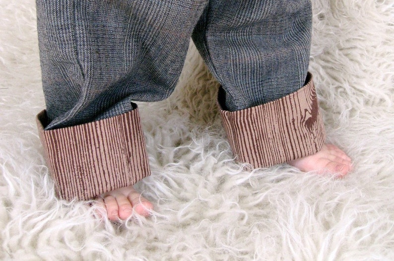 recycled kids clothing tutorial adding length, hemming pants image 2