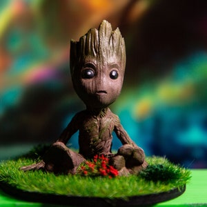 Baby Groot assis Diorama Marvel Gardien de la galaxie image 1