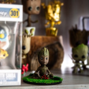 Baby Groot assis Diorama Marvel Gardien de la galaxie image 5