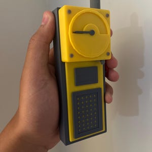 Outlast Trials goggles, Microwave Trigger, and Tracker image 8
