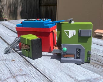 Outlast Trials ESOP, Battery, Rig Recharger, and Lockpick