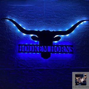Personalisierte Longhorn RGB LED-Licht: Rustikale Texas Bull Metallwandkunst