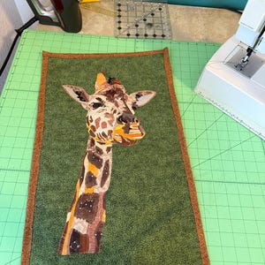 Patrón de collage de tela de jirafa