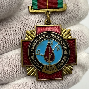"Sowjetische Medaille ""CHERNOBYL LIQUIDATOR" für die Beseitigung der Folgen des Unglücks von Tschernobyl"