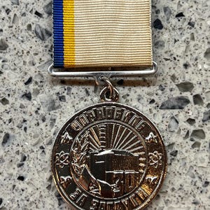 Medaglia ucraina - CHERNOBYL LIQUIDATOR "per aver eliminato le conseguenze dell'incidente di Chernobyl"