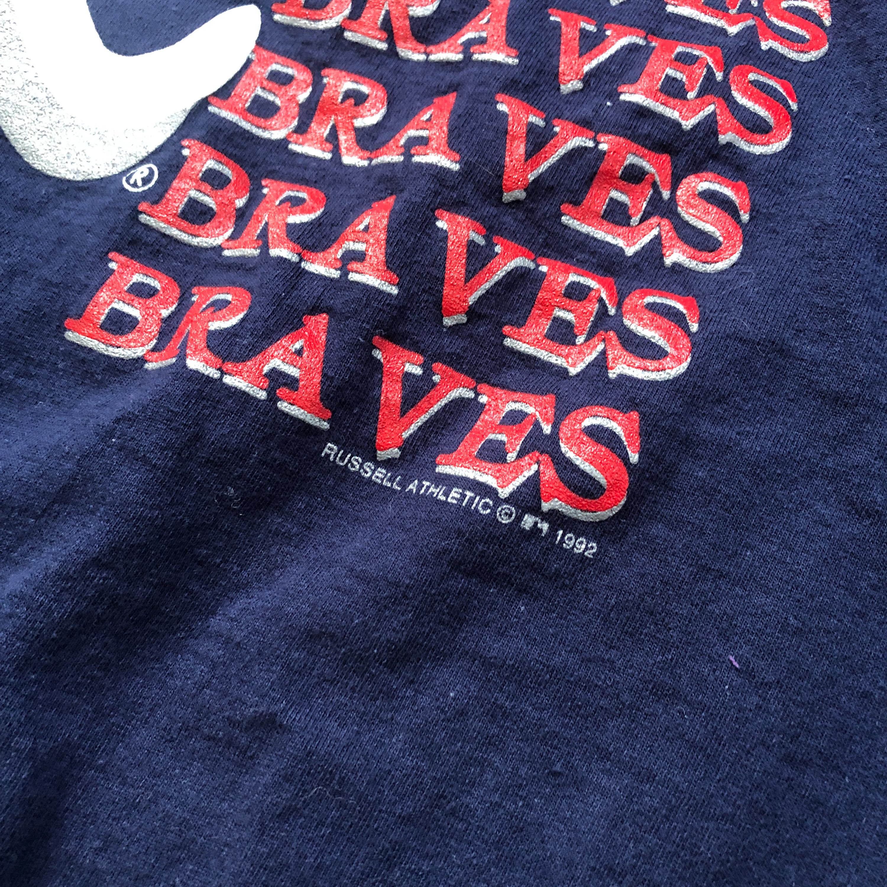 Vintage 90s Atlanta Braves T-shirt Russell Athletic Graphic Tee