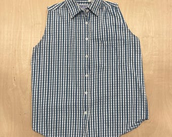 Camisa vintage xadrez vichy azul sem mangas da Terra, estilo anos 90 / Tamanho M feminino