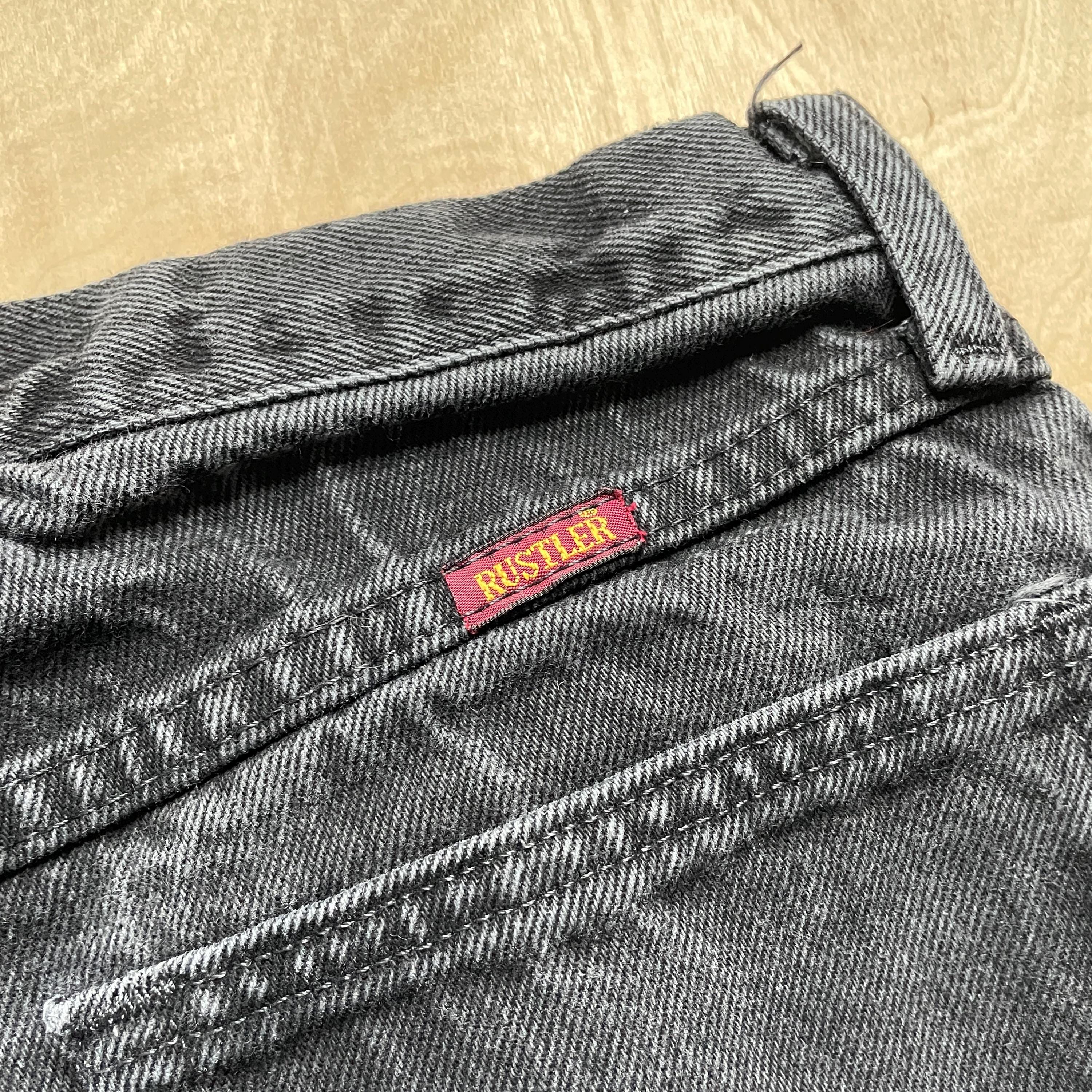 Vintage 00s Rustler Black Straight Leg Cutoff Jeans / Size Men