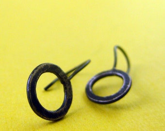 Simple Circle Earrings