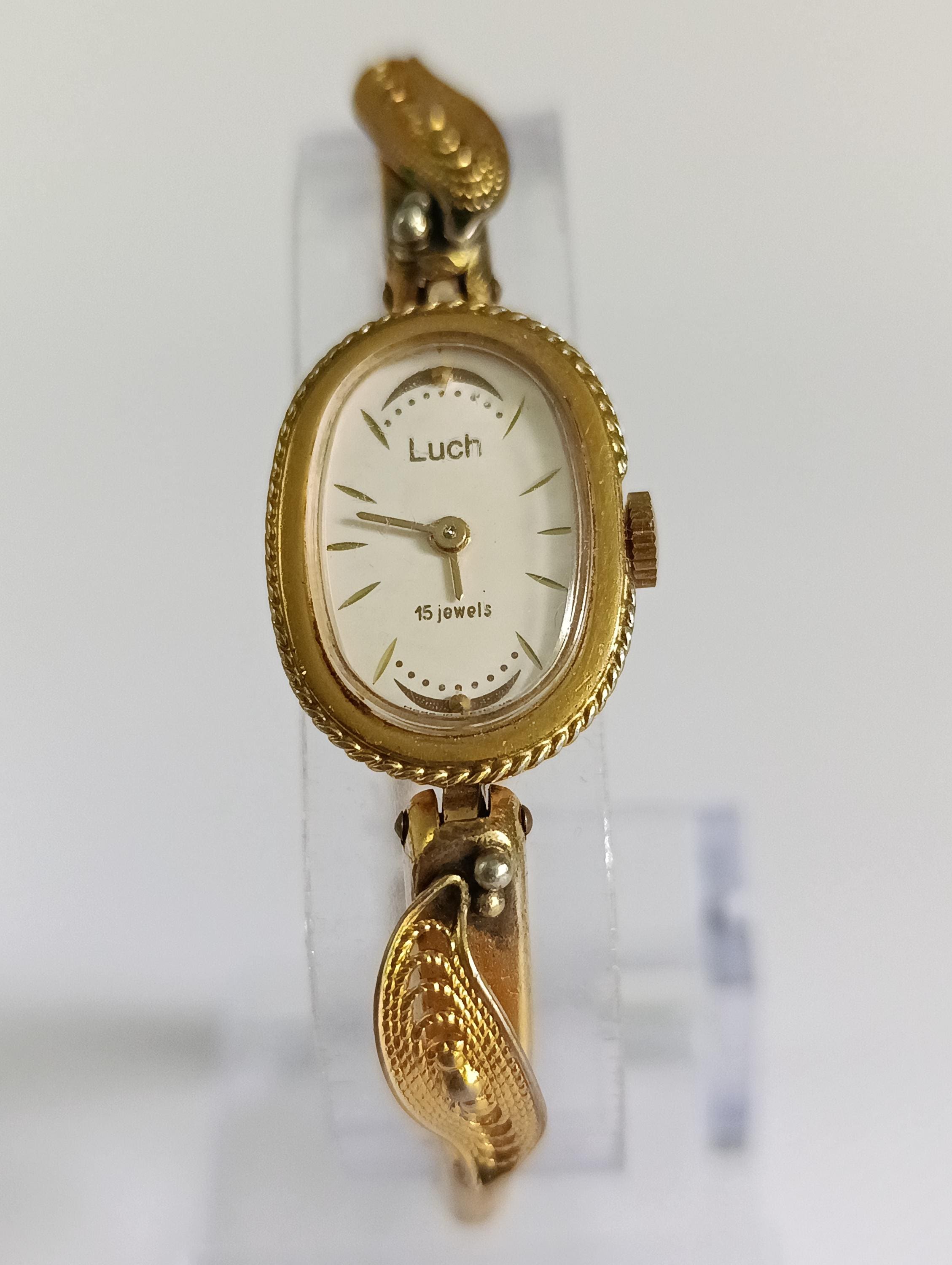 Luch Women Watch Vintage Mechanical Ladies Watch Luch, 15 Jewels