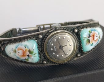Zarja Mechanical Vintage Watch, 17 Jewels Enamel Floral Cocktail Wristwatch