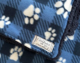 Double layered Fluffy Paw Print Pet Blanket