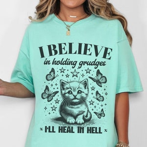 T-Shirt-Design, sarkastisches T-Shirt, T-Shirt-Design, sarkastisches Png, Trending Png, Summierung Datei, niedlicher Katzen Schmetterling