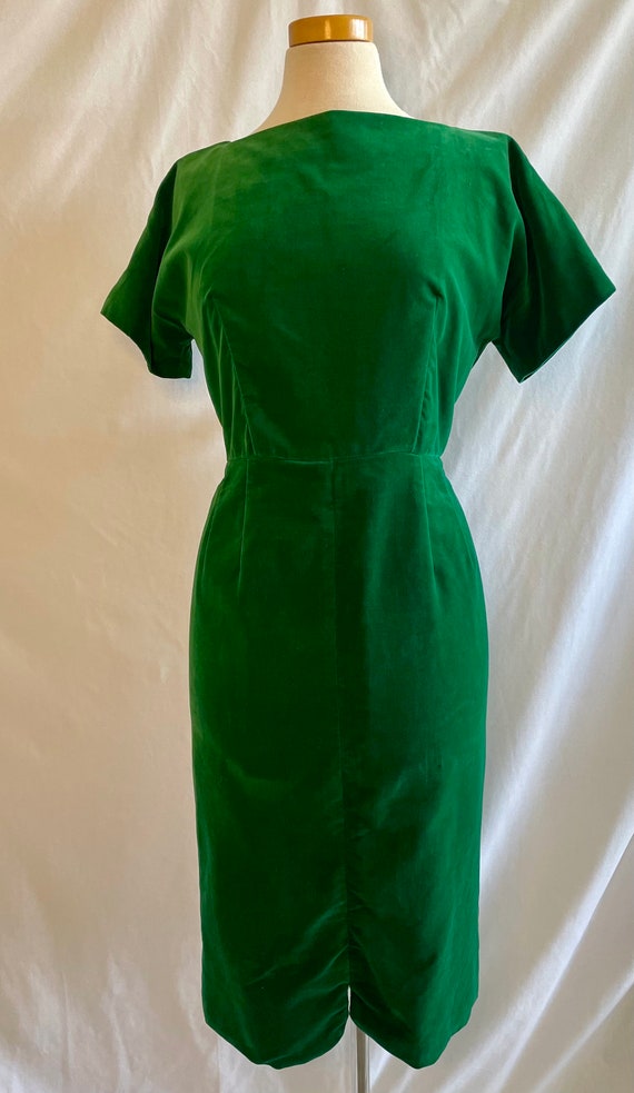 Vintage 1960s Green Velvet Pencil Dress - image 1