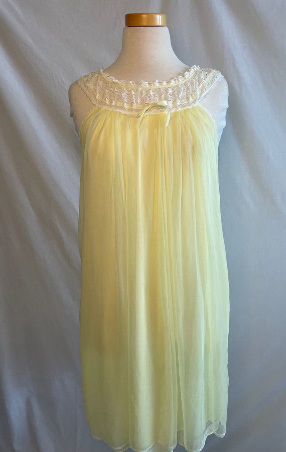 Dreamy Vintage 1960s Lisette Yellow Nightgown