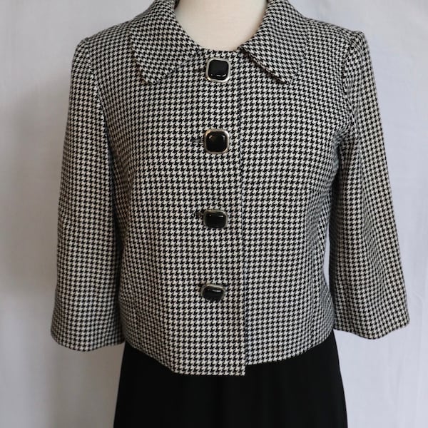 Vintage Women’s Houndstooth Jacket with Retro Buttons medium