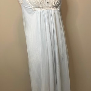 1960s Elegant Blue and Lace Nightgown Medium