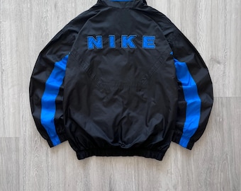 Vintage Nike Nylon Track Jacket, Size M – Classic Sportswear Style