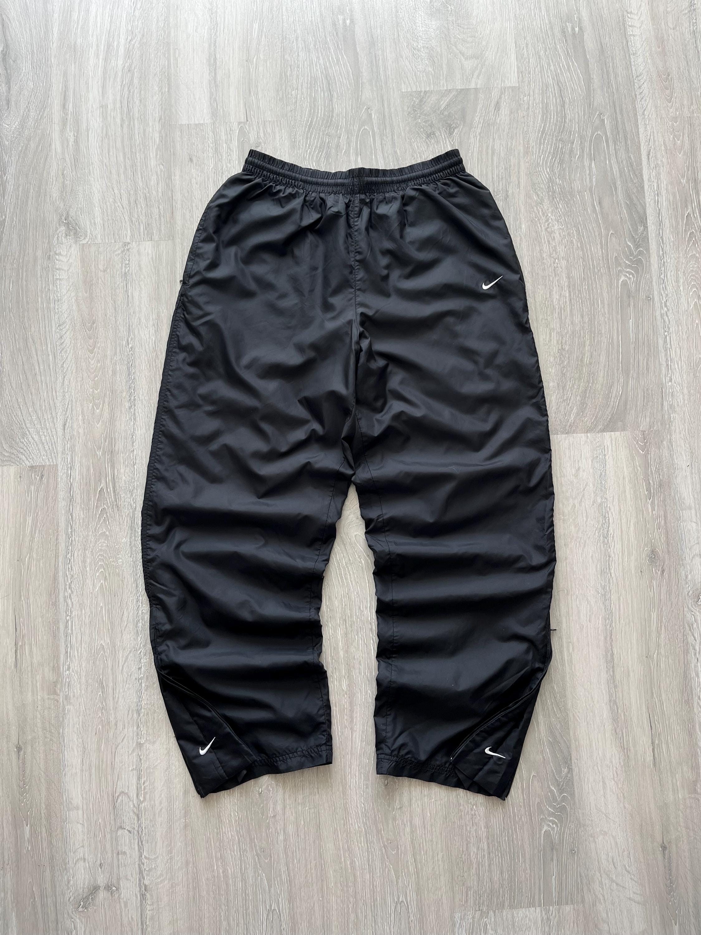 Nike Vintage 00’s Y2K Black Nylon TrackPants Joggers Double Swoosh Logo
