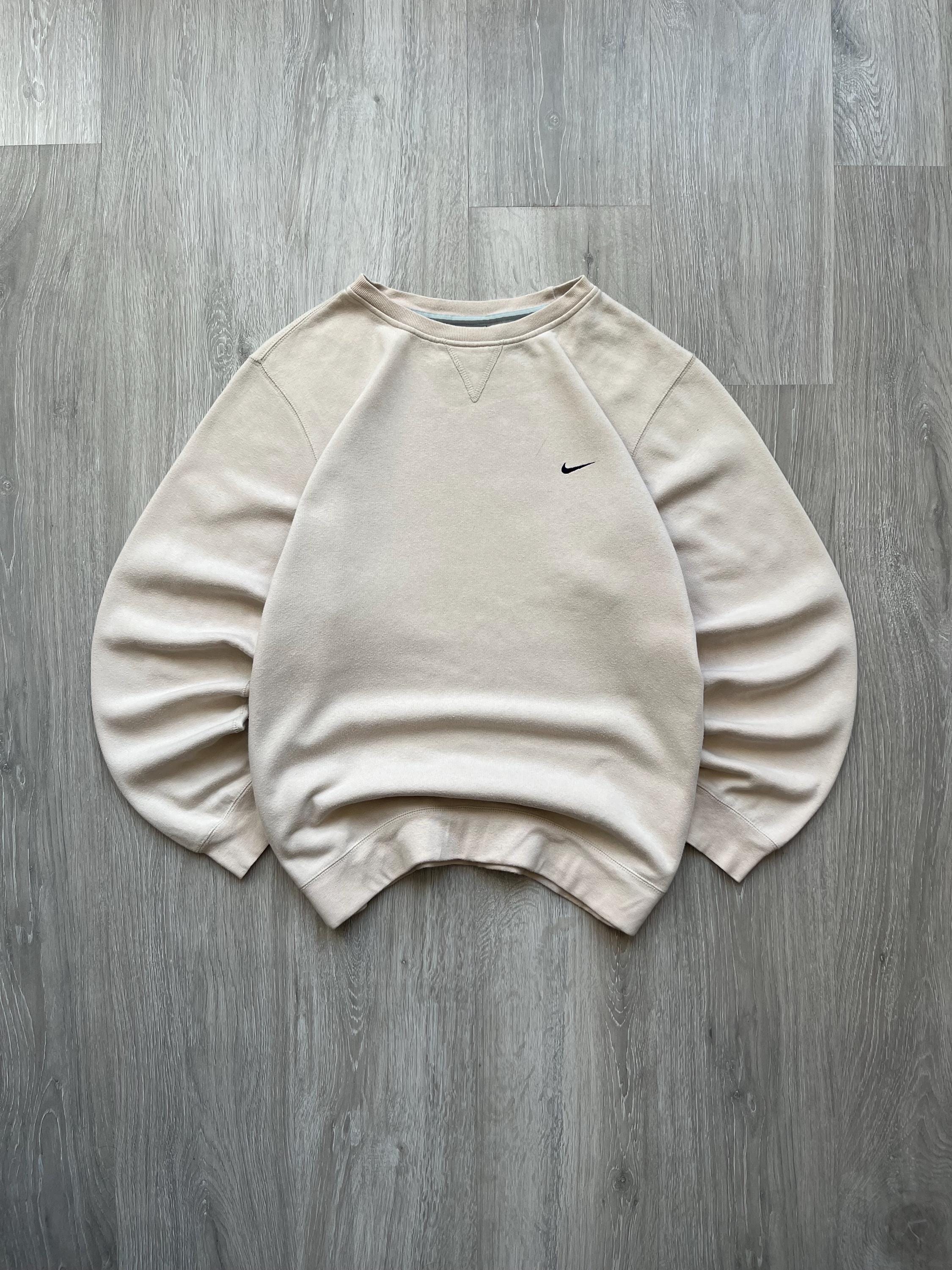 vintage nike sweatshirt beige