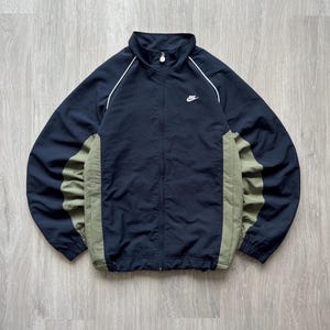 ウォーキング・ランニングウェア 00s Nike raglan nylon jacket y2k archive Nike Vintage 00's Nylon Track Jacket Windbreaker Mini Swoosh