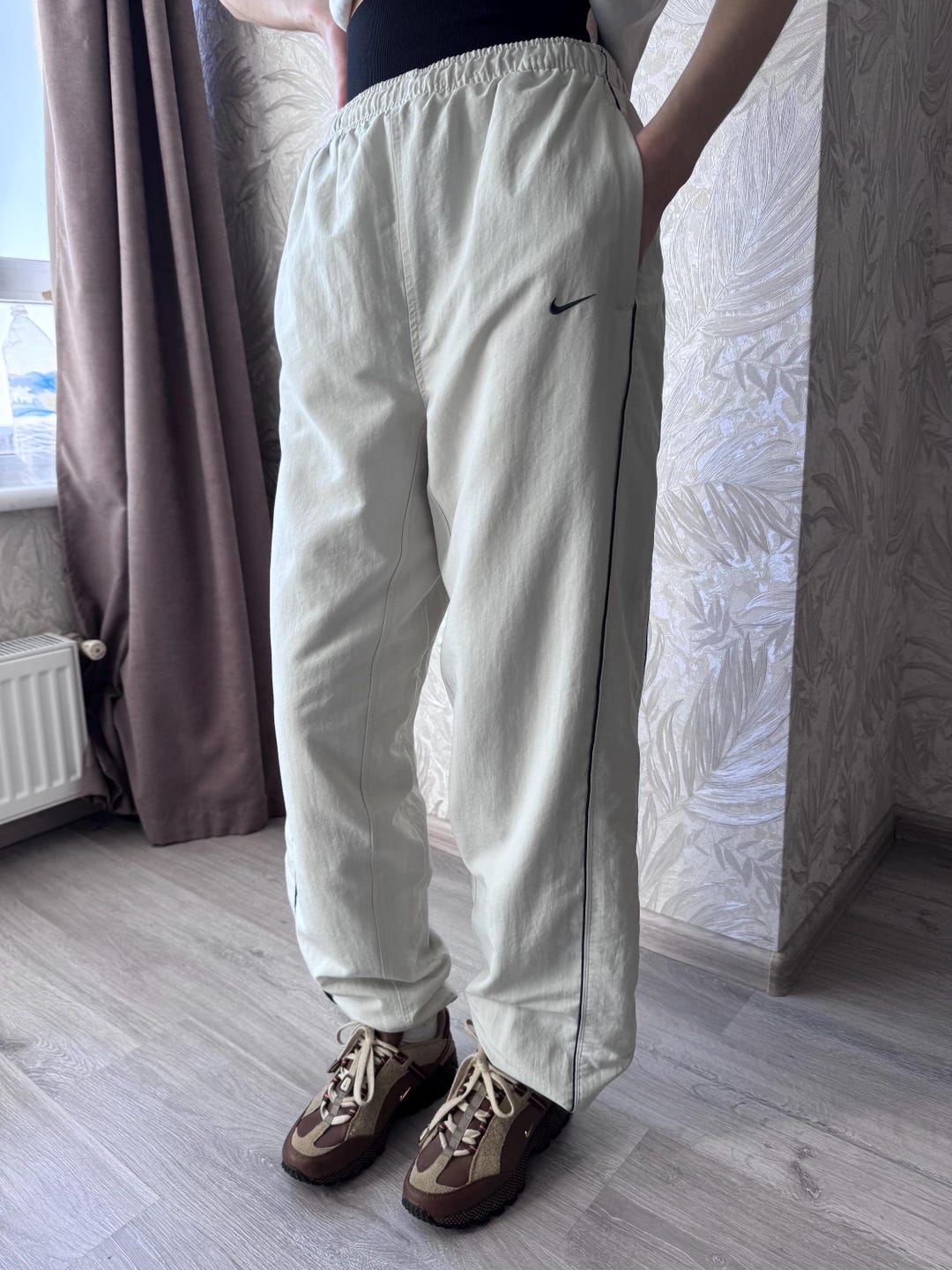 Vintage Nike 2000s Nylon Baggy Trackpants Joggers Mini Swoosh Logo
