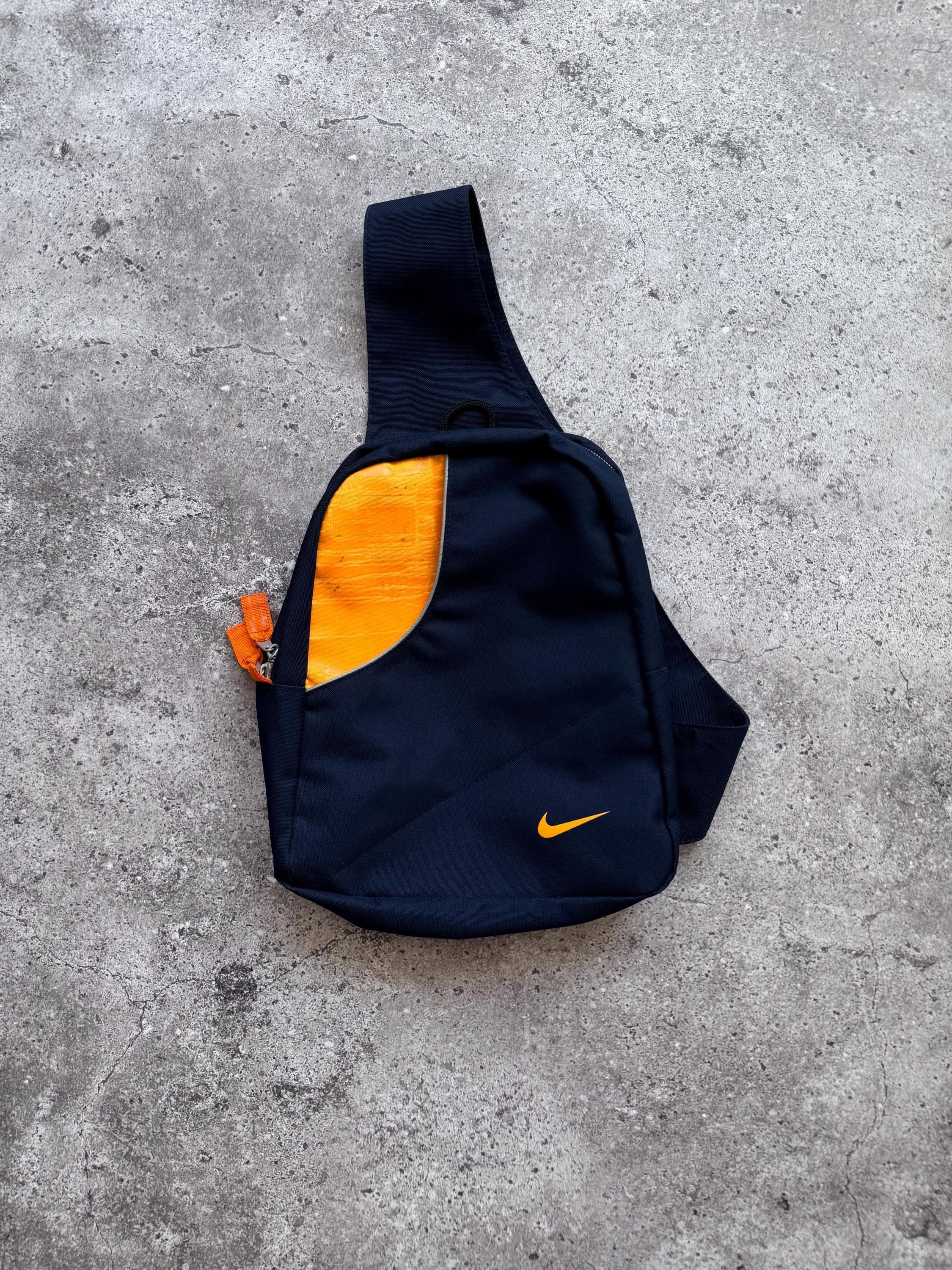 Vintage nike sling bag - Etsy 日本