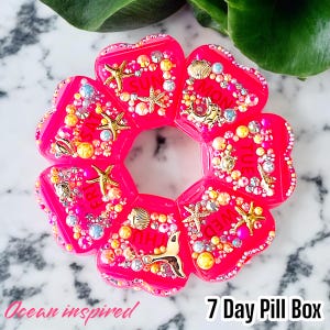 7 Day Pill Box, Ocean Inspired Box, Cute Pill Box, Medicine Vitamin Supplement Dispenser, Weekly Pill Organizer, Starfish Pill Organizer,