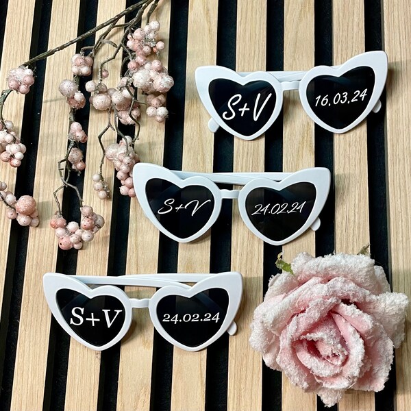 Heart Glasses Personalized Wedding Glasses Party Glasses Wedding Glasses Wedding Photo Photo Box Guest Photo Sticker Vinyl