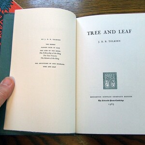 Tree and Leaf by J. R. R. Tolkien, First American Edition with Dust jacket art by Robert Quackenbush, Boston: Houghton Mifflin Company, 1965 image 3