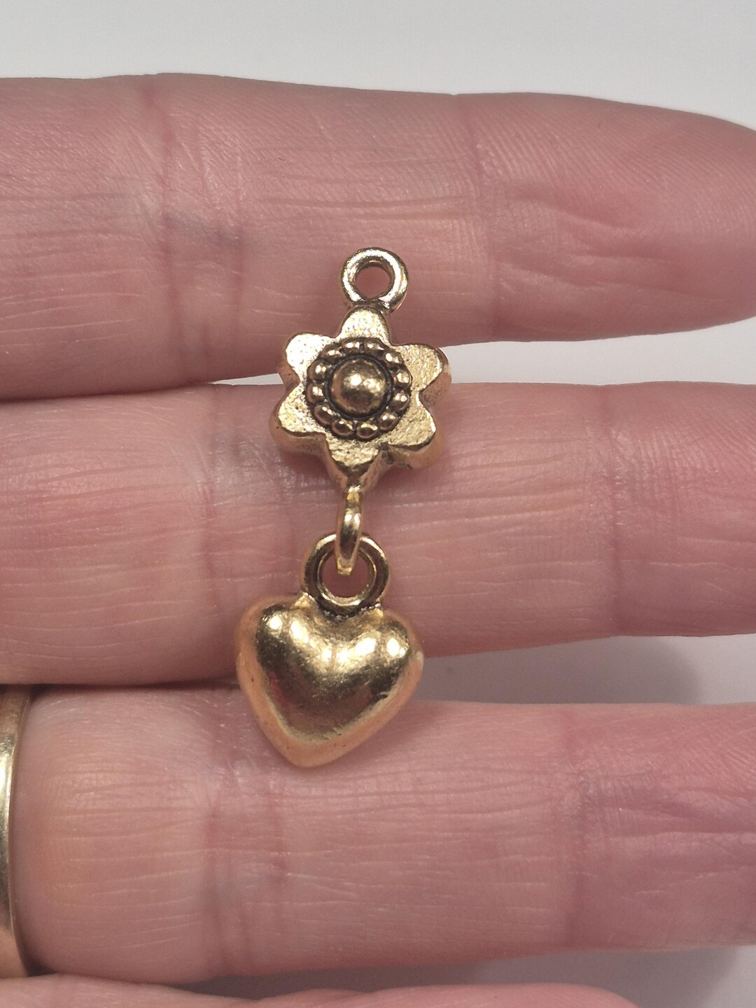 Flower Heart Drop Pendant Altered Art Supplies Jewelry Antique Gold 1 ...