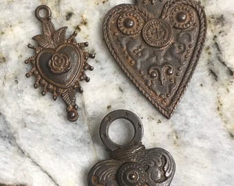 1 pc pewter rugged Milagros heart cross religious pendant supplies rustic jewelry old world cross antique rusty brown (rb2)(RB11)